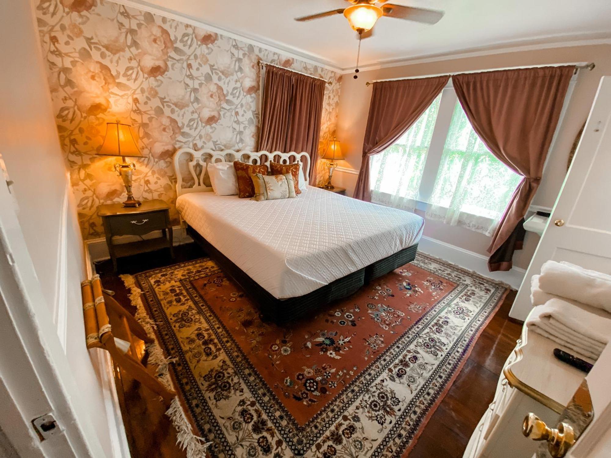 Park Place Inn And Cottages Сэнфорд Экстерьер фото